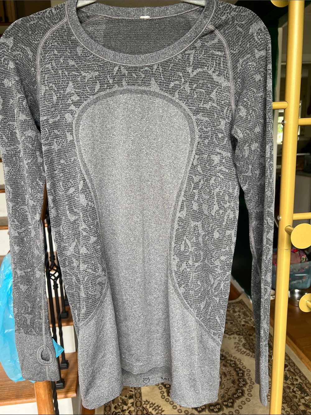 lululemon athletica swiftly tech grey/Black Long Sleeve with Thumbholes